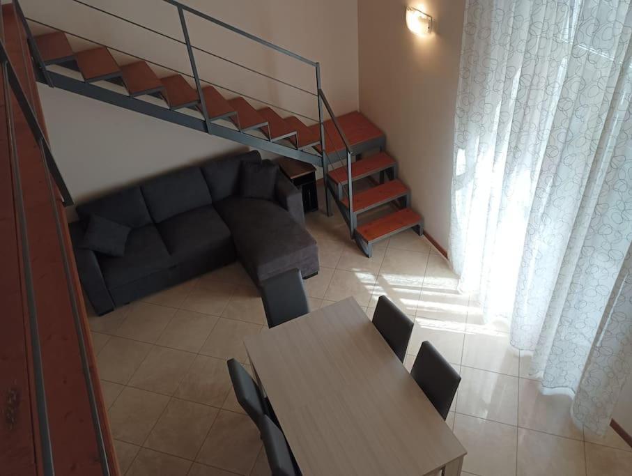 A Casa Di Laura Apartment Napoli Exterior foto